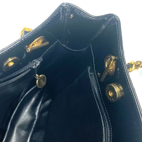 CHANEL Quilted Double Chain Bag Shoulder Bag enamel Black/Gold - Picture 6 of 16